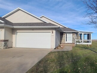 4436 Churchill Ct Unit 4436, Marion, IA 52302