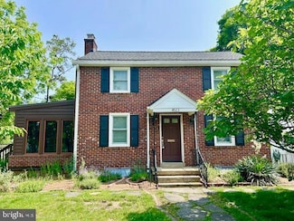 4523 Gladwyne Dr, Bethesda, MD 20814