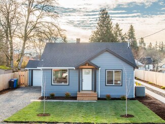 12104 SE Tibbetts St Unit A, Portland, OR 97266