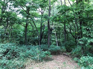 205 SE Moore Rd, Saint Joseph, MO 64504
