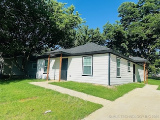 423 S 10th Ave, Durant, OK 74701