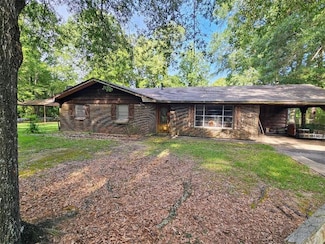 156 2nd St, Winnfield, LA 71483