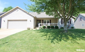 915 S Johanson Rd, Peoria, IL 61607
