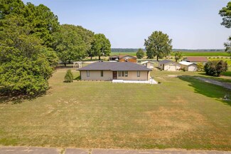 1103 Fitzhugh, Augusta, AR 72006