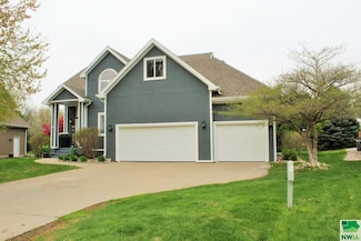 312 Inverness Trail, North Sioux City, SD 57049