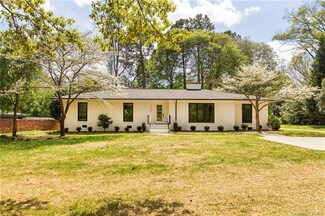 4632 Sharon View Rd, Charlotte, NC 28226