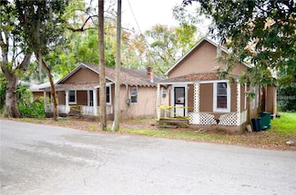 345 E Church St, Deland, FL 32724