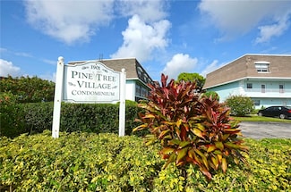 1901 Indian River Blvd Unit 212D, Vero Beach, FL 32960