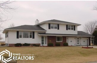 114 College Dr, Melbourne, IA 50162