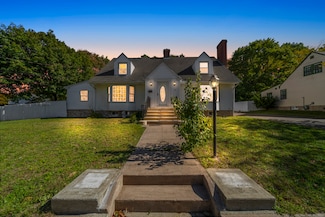 20 Rosina Rd, Hamden, CT 06514