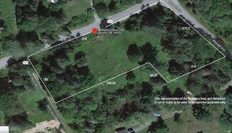 80 Marlboro Beach Rd, Lamoine, ME 04605