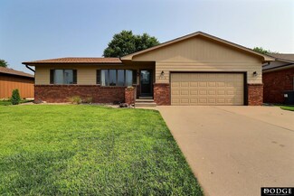 2316 Jean Dr, Fremont, NE 68025