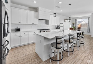 3110 Plaza Pines Ln, Shafter, CA 93263