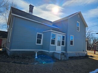 210 N Farmer St, Princeton, WI 54968