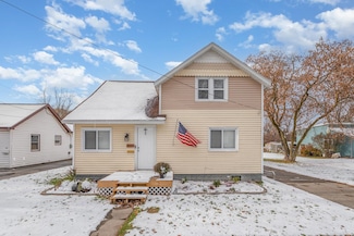 2989 Harrison St, Saginaw, MI 48604