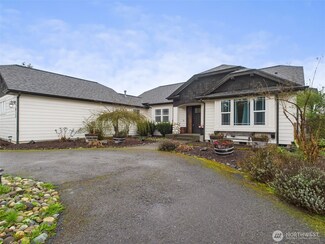 13812 Vue St SW, Olympia, WA 98512