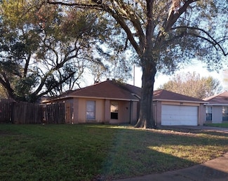 7623 Wovenwood Ln, Houston, TX 77041
