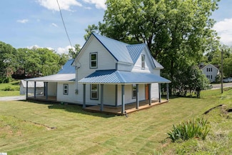114 Montgomery St, Campobello, SC 29322