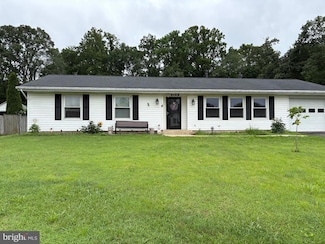 4105 Sunburst Ct, Alexandria, VA 22303