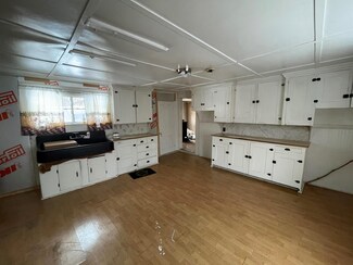 141 Sanger Cir, Saint Johnsbury, VT 05819