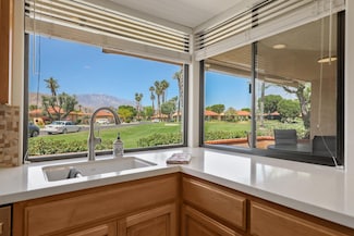 89 La Ronda Dr, Rancho Mirage, CA 92270