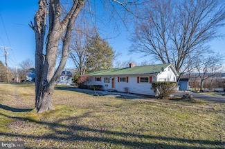 603 Oak St, Oakland, MD 21550