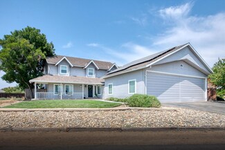 7042 N Mccampbell Dr, Fresno, CA 93722