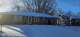 8101 E 133rd St, Grandview, MO 64030