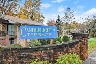 177 Kennedy Dr, Bridgeport, CT 06606