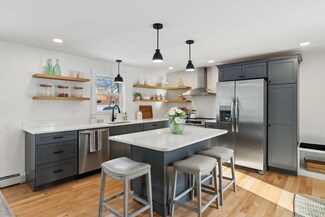 51 Mckeen St, Brunswick, ME 04011
