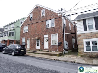 86 Garibaldi Ave Unit 2, Roseto, PA 18013