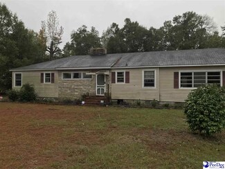 203 S Nichols St, Nichols, SC 29581