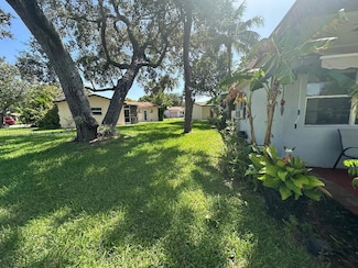 2002 SW Natura Blvd Unit C, Deerfield Beach, FL 33441