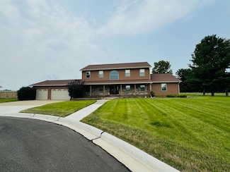 3108 E 19th St, Sterling, IL 61081