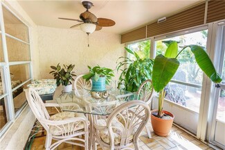 4375 Lucerne Villas Ln, Lake Worth, FL 33467