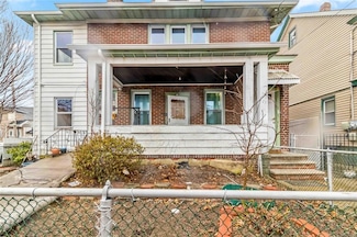21918 107th Ave, Queens Village, NY 11429
