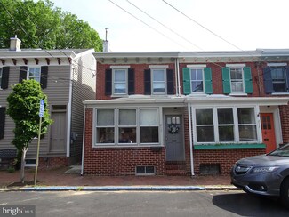 219 Harmony St, New Castle, DE 19720