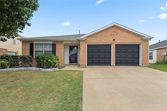 6718 Ambercrest Dr, Arlington, TX 76002