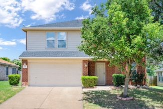 1347 Hayes St, Cedar Hill, TX 75104