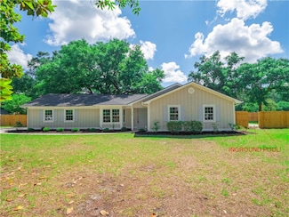 1704 Shadowlawn Dr, Saint Marys, GA 31558
