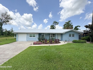 8035 High Point Rd, Panama City, FL 32404