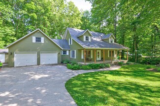 438 Smiths Rd, Mitchell, IN 47446