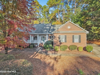 30 Kingswood Cir Unit 14, Pinehurst, NC 28374