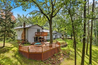 9244 84th St N, Stillwater, MN 55082