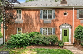 2 Auburn Ct Unit B, Alexandria, VA 22305