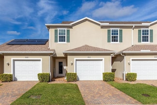962 NE Trailside Run, Port Saint Lucie, FL 34983