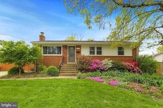 5532 Gary Ave Unit B, Alexandria, VA 22311