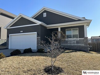 7815 N 85th St, Omaha, NE 68122