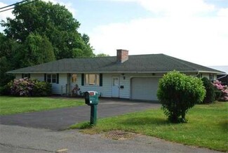 3 King St, Hatfield, MA 01038