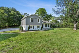 131 Two Valley Rd, Hendersonville, TN 37075